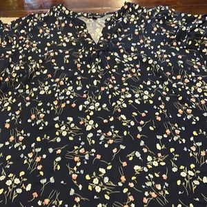 XXL Hawthorn flowered women Top